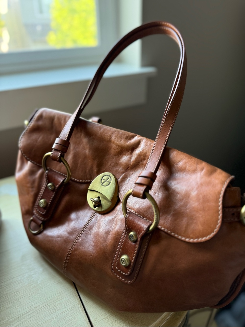 Francesco Biasia Cognac Leather Shoulder Bag with Gold Hardware - Picture 3 of 8